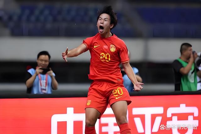 关于申花连续五场破门，曼城主帅直言：这小子挡不住！的信息